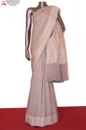 Classic Banarasi Handloom Crepe Silk Saree Brocade Blouse
